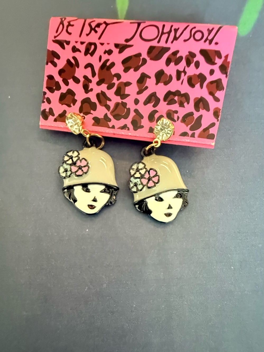 Betsey Johnson Novelty Flapper Girl Drop Earrings - Beige and Pink